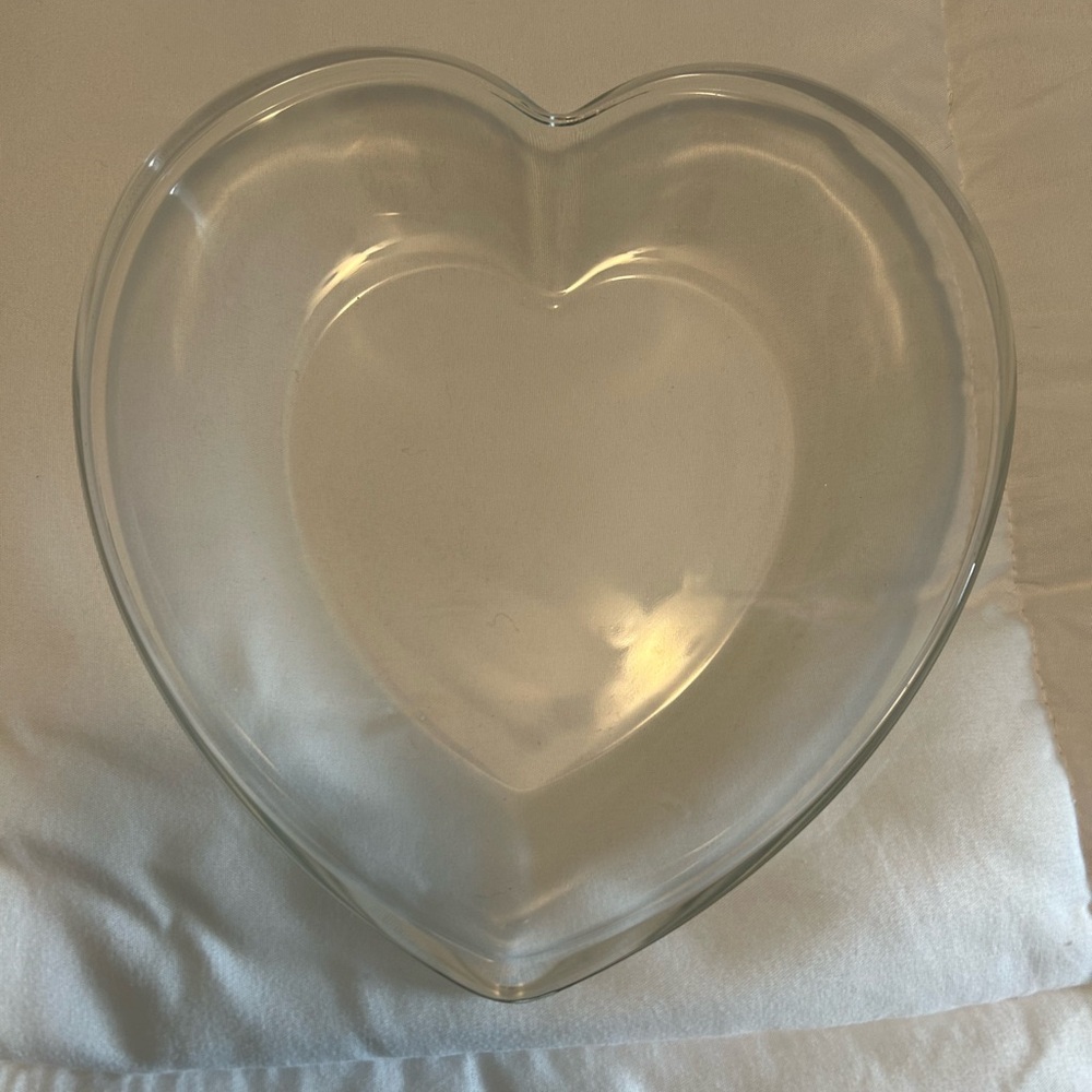 Elegant Clear Glass Heart Bowl